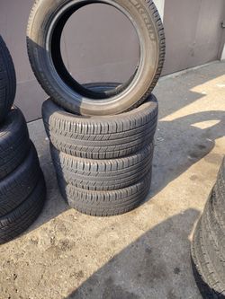 Set Llantas215/55/R17
