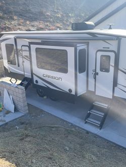 2018 Keystone Carbon 35