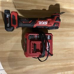 Skil 12v Oscillating tool with 12 V battery and charger Like New Works Great And Well Built $80 