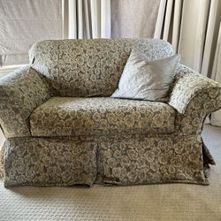 Loveseat With Pullout Single Bed