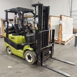 CLARK FORKLIFT