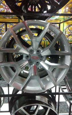 Set of 4 new wheels