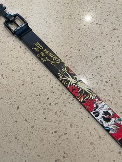 reversible Ed Hardy belt size 38