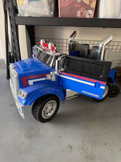 Freightliner Kids Truck