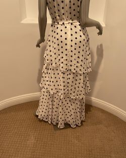 Tahari S. Arthur Levine Tiered Polka Dot Maxi Dress Size 12 for Sale in Riverside County, CA - OfferUp Tahari S. Arthur Levine Tiered Polka Dot Maxi Dress Size 12 for Sale in Riverside County, CA - OfferUp