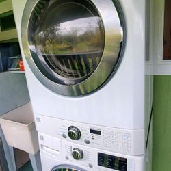 Stackable Washer/Dryer Combo