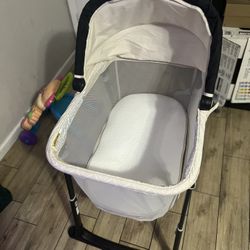 Foldable Bassinet 