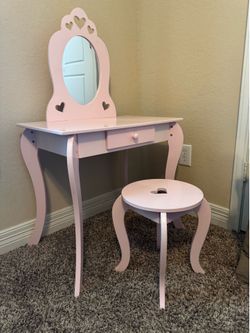Children’s vanity $100