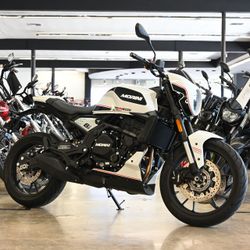 2023 MOTO MORINI SEIEMMEZZO STR SPORT 
