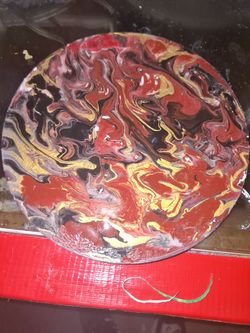 Resin plate and clay pot