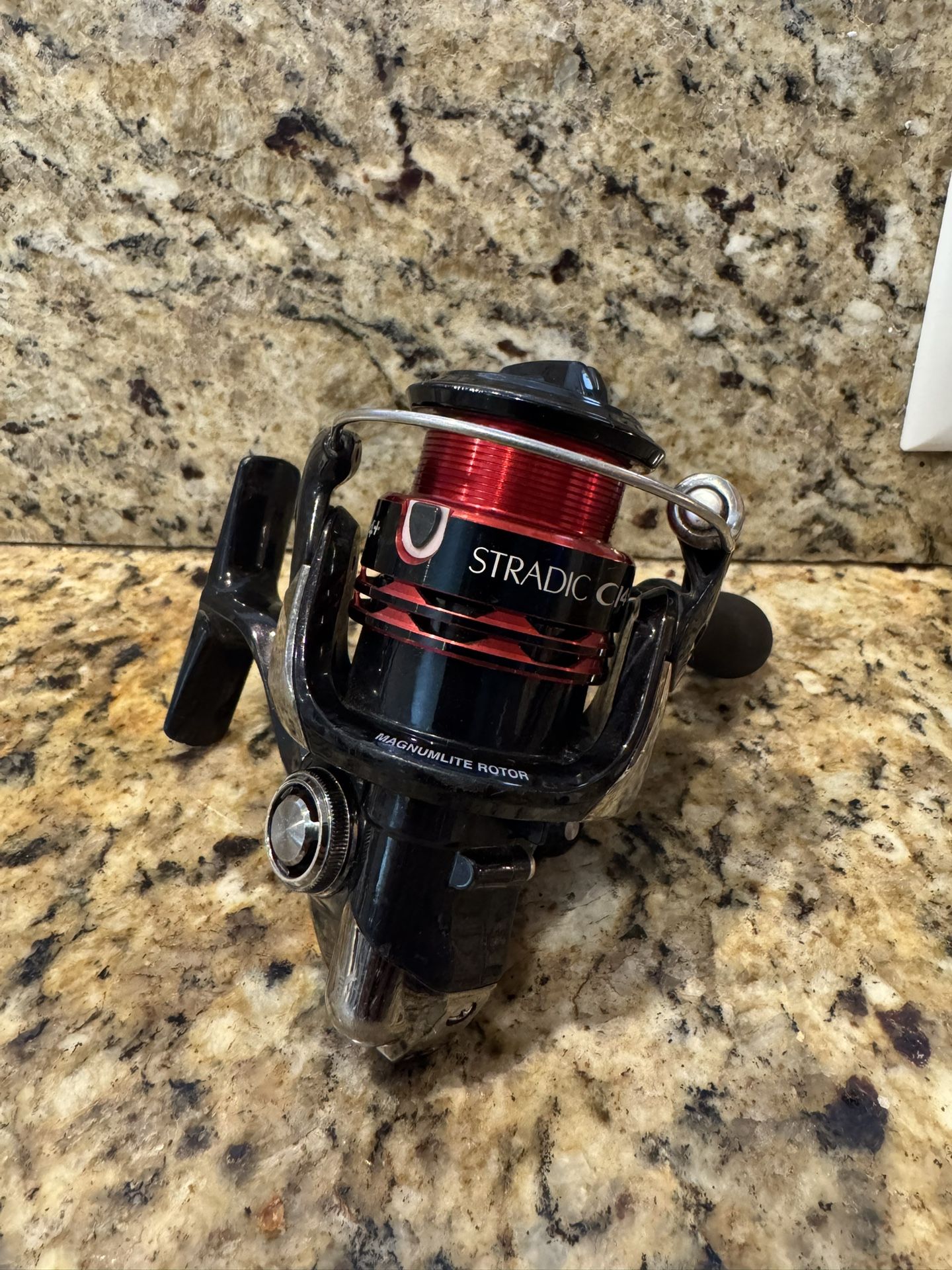 Shimano Ci4+ 1000 FAML Spinning Fishing Reel Trout Panfish Crappie Freshwater