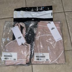 Alo Heart Throb Full Set (leggings & Bra ) 