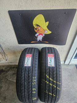 235/60/18 Firestone Tires (2)