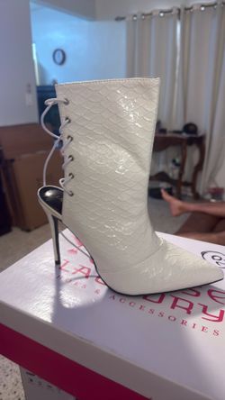 Botas