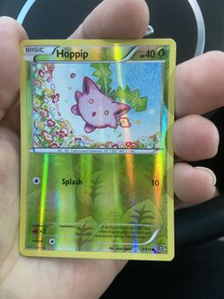Holographic Hoppip Pokemon Card