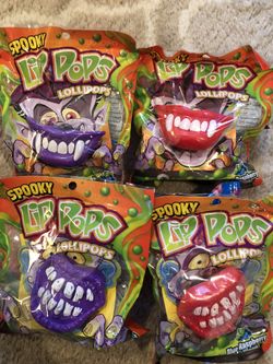 4 spooky Lip Pops