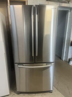 Samsung 3-Door Refrigerator โ 33โ Wide! โ๏ธ