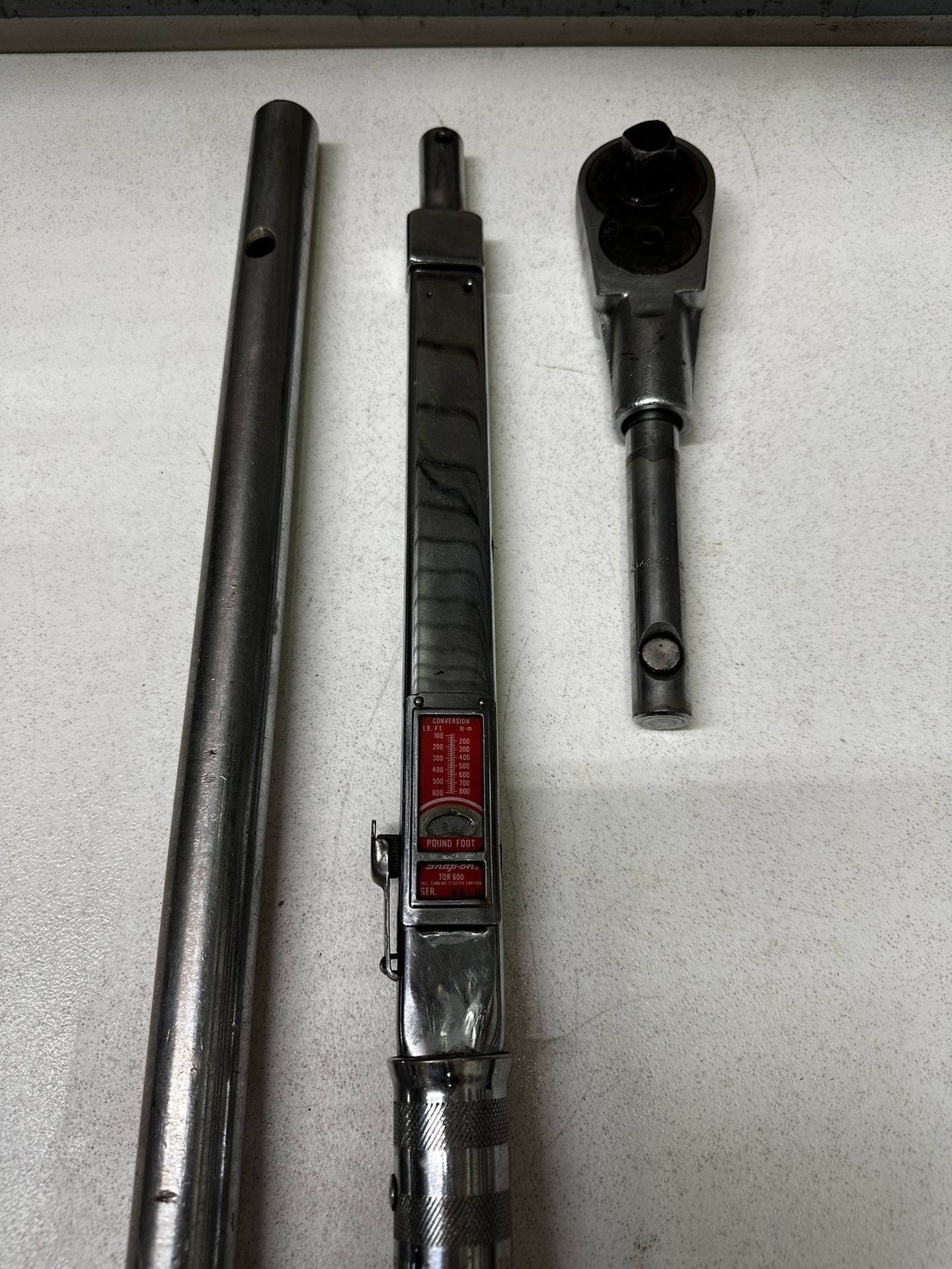 Snap-on TQR600 3/4" Drive Adjustable Click-type Torque Wrench 200-600 Ft-Lb