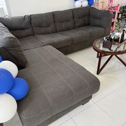 Sofa bed / couch with pull out bed / Ashley furniture sofa