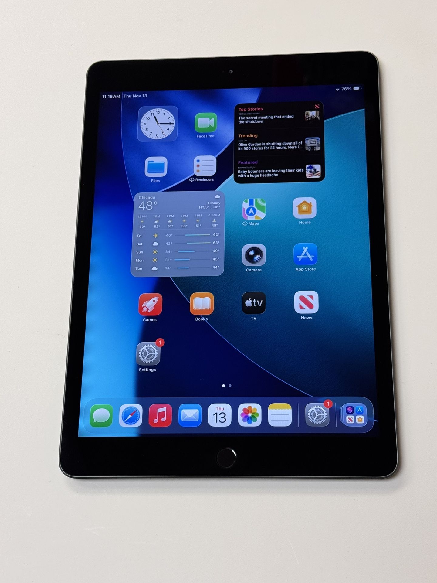 Apple iPad 8 8th Generatiom 32GB 10.2” Wi-Fi Space Gray Tablet IOS 26