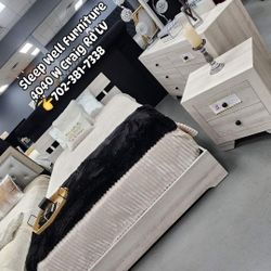 ✨️4pc Queen, King Bedroom ✨️ Furniture Sectionals, Dining Avail 