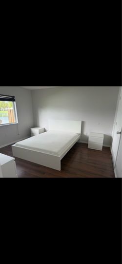Mattress and Bedframe