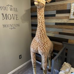 Giant Giraffe, Plush Nursery