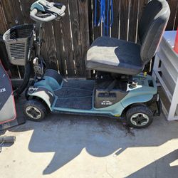 Electric Seat Down Scooter 