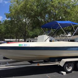 19 Foot Trophy Bayliner Center Console W/ 150 Yamaha HPDI