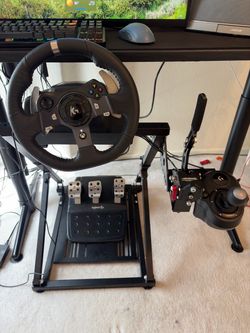 Logitech G920 Sim Racing Wheel PC Xbox Shifter Ebrake and Stand