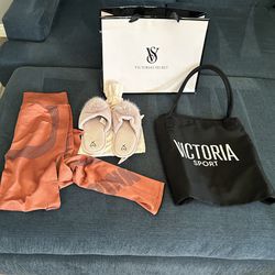 Victoria’s Secret Slippers XL Tote Bag Leggings 