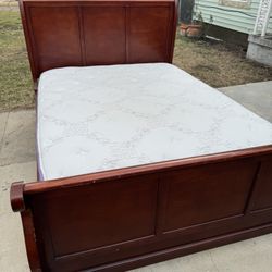Queen Bedroom Set 
