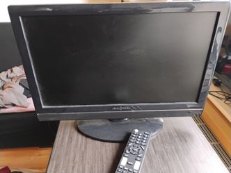 Lightly Used Insignia 19in Tv w/ remote