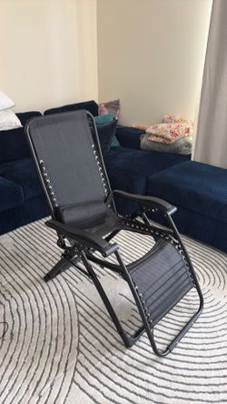 Foldable BBL chair with Hole