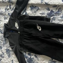 Kids Clothing 
