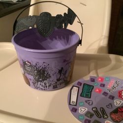 Macdonald 2013 Monster High Never Used Has Sticker Sheet 