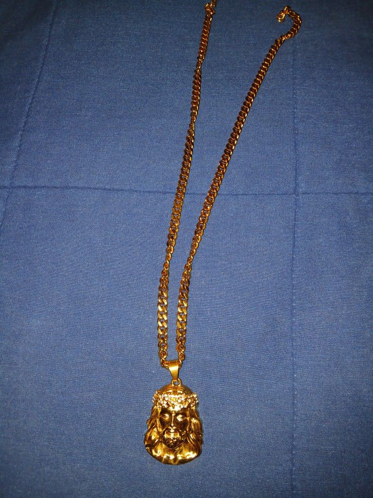 Chain With Jesus piece Diamond Crown 🔥 🔥