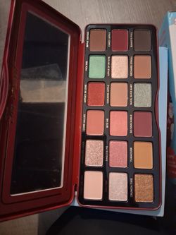 Too Face Appley Live Eyeshadow Palette