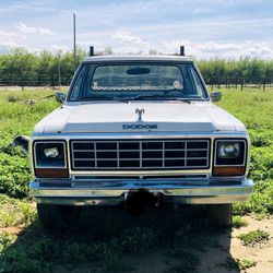 1984 Dodge Power Ram 