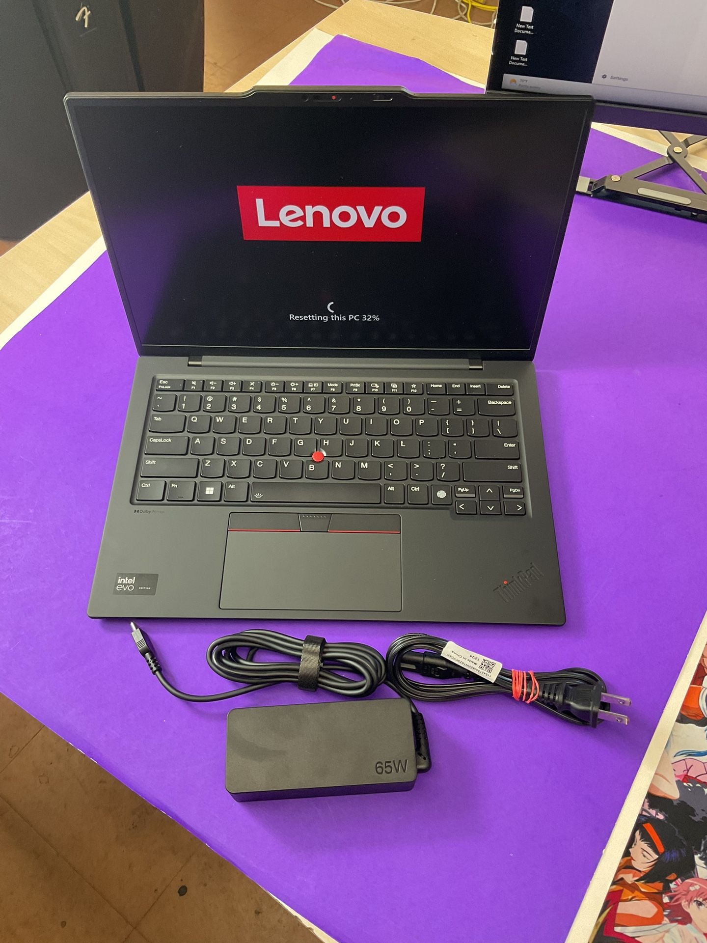 Lenovo ThinkPad X1 Carbon Gen 12 β Intel Core Ultra 7, 16GB RAM, 512GB SSD, 14β WUXGA, Windows 11 Pro (35 Months Warranty)