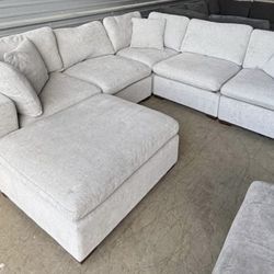 🔥 Thomasville Lowell 6-Piece Modular Sectional – $1,100 🔥