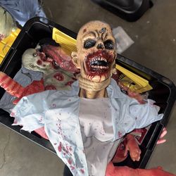 Arrow Hanging Zombie Corpse