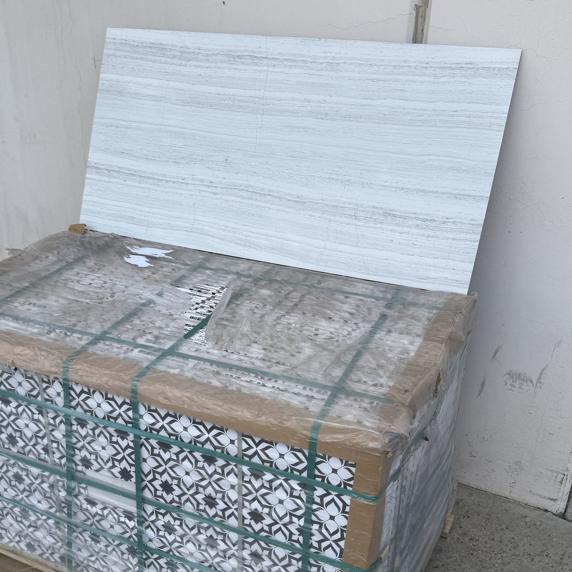 Satori Mayfair Strada Ash 24-in x 48-in Polished Porcelain Floor and Wall Tile (15.5-sq ft Carton)