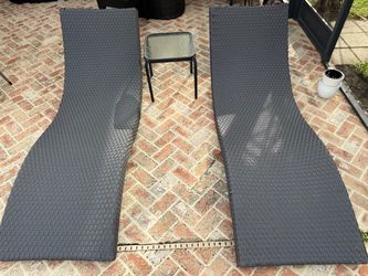 Outdoor Chaise Lounge