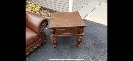 End table