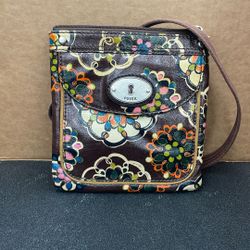 Fossil Purse. Item No 566 (Shopgoodwill)