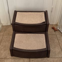 Free Carpeted Pet Stairs 
