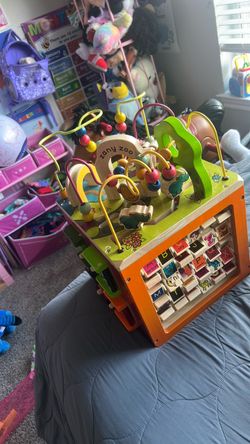 ZANY ZOO ACTIVITY CUBE BABY