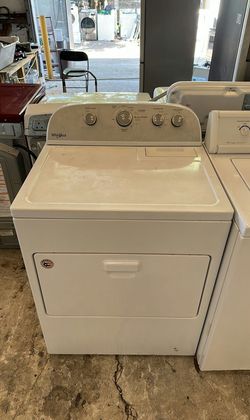 Whirlpool White Dryer with Large Capacity