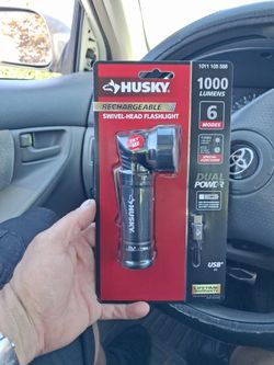 Husky dual power swivel flashlight